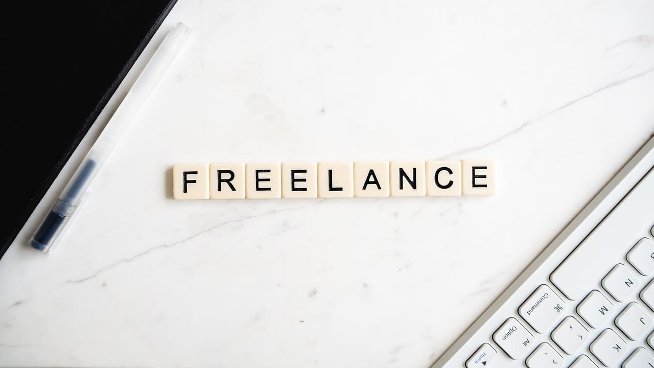 Des stratégies pour réussir en freelance à partir de 50 ans
