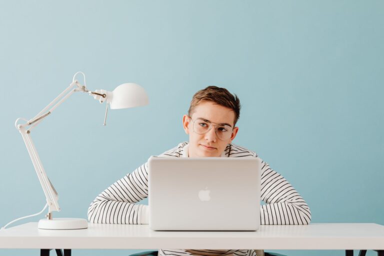 Comment trouver des missions en freelance grâce aux plateformes ?