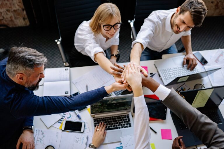Travailler en réseau : un avantage incontournable pour les freelances ?
