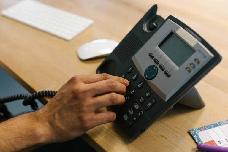Comment réussir sa prospection téléphonique en freelance ?